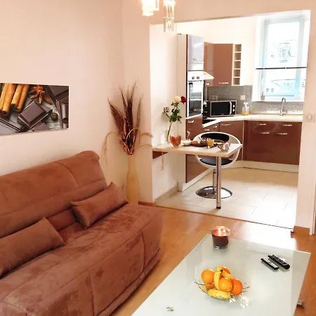 Appart'hotel61 Comme A La Maison Au Coeur De La Normandie 3*