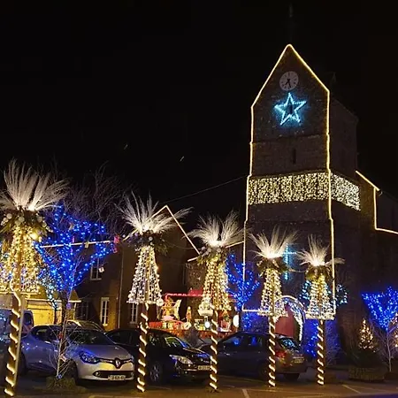 Appart'hotel61 Comme A La Maison Au Coeur De La Normandie 3* פלר